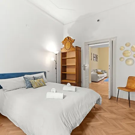 アパート Duomo Center Linate Luxury With Sauna